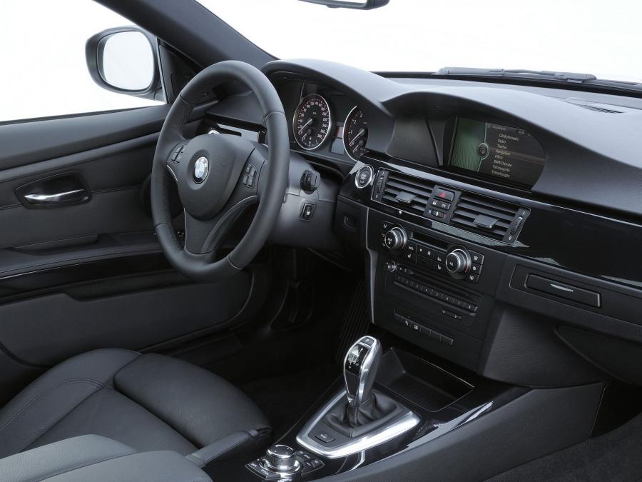  BMW 335i Coupe 2010 года  (фото 4 из 16)